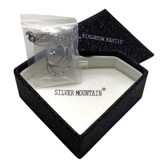 Silver Mountain S925 Sterling Silver 18in  Necklace With Elegant Pendant & Chain - Picture 1 of 8